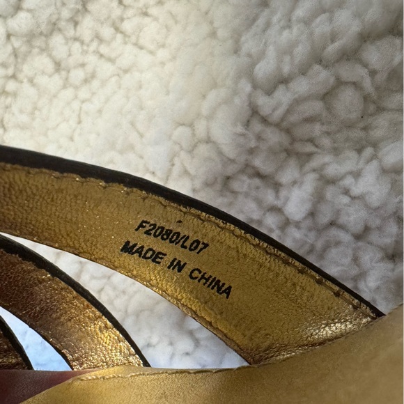 Coach fuchsia is wedge sandals size 7.5 - Picture 5 of 8